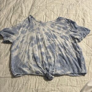 Style Envy Blue Tie-Dye Short Sleeve Top